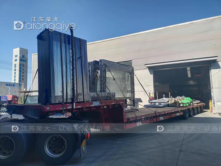 榮大公交站臺(tái)候車(chē)亭助力江西智慧城市建設(shè)